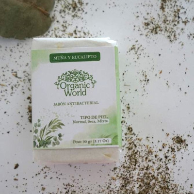 Jabón Antibacterial de Muña y  Eucalipto